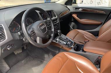 Внедорожник / Кроссовер Audi Q5 2012 в 