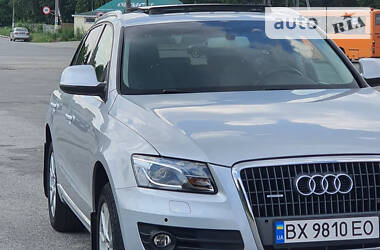 Внедорожник / Кроссовер Audi Q5 2010 в 