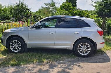 Внедорожник / Кроссовер Audi Q5 2010 в 