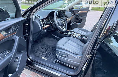 Позашляховик / Кросовер Audi Q5 2020 в Лубнах
