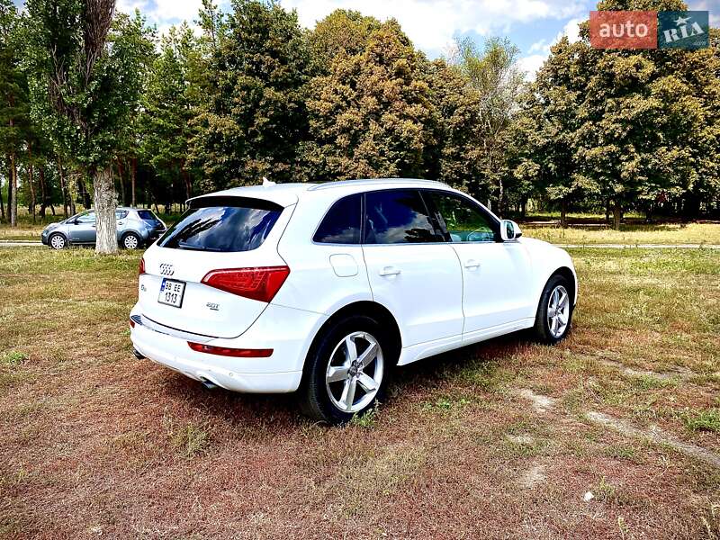 Позашляховик / Кросовер Audi Q5 2011 в Куп'янську