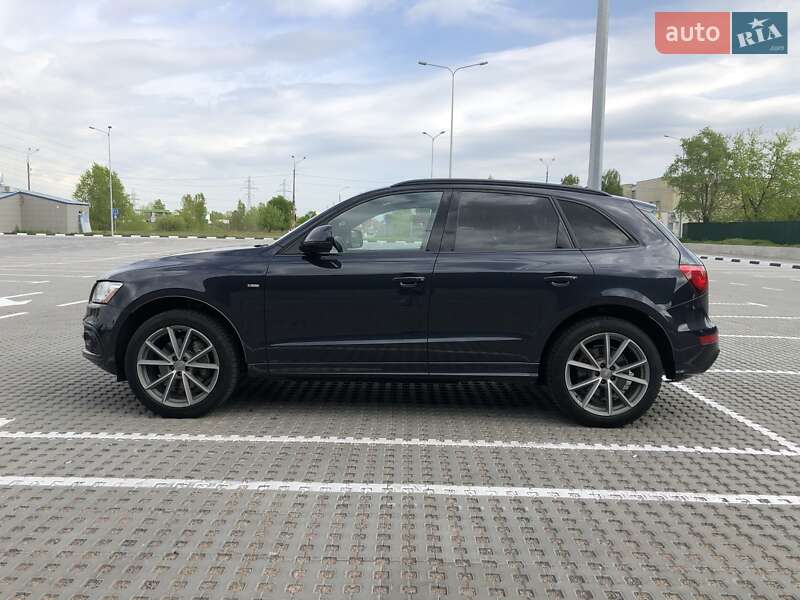 Внедорожник / Кроссовер Audi Q5 2015 в Киеве
