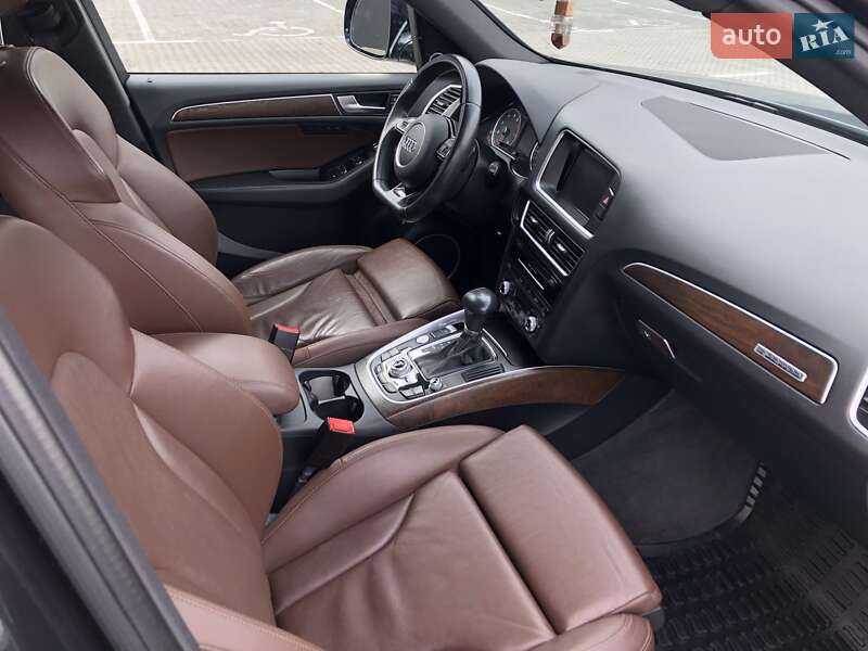 Внедорожник / Кроссовер Audi Q5 2015 в Киеве