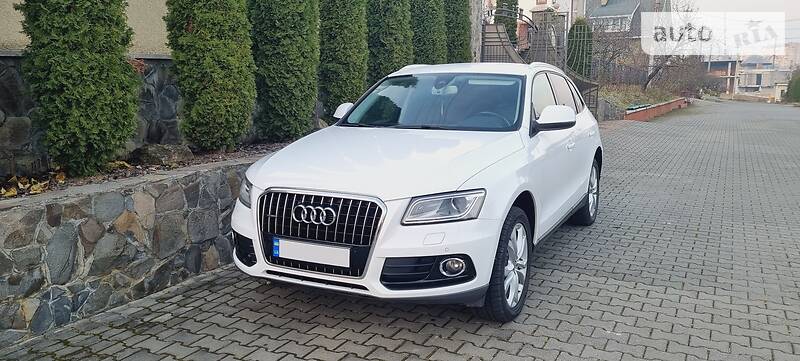 Внедорожник / Кроссовер Audi Q5 2014 в Черновцах