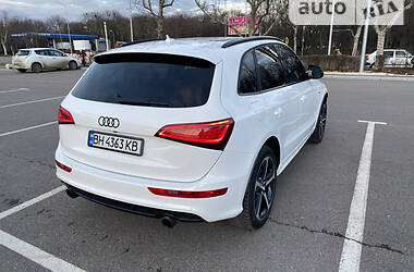 Позашляховик / Кросовер Audi Q5 2013 в 
