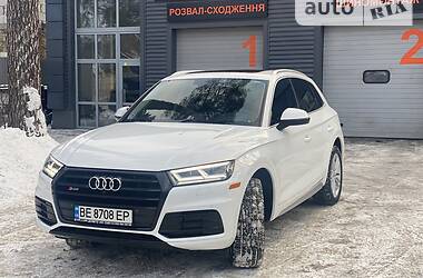 Внедорожник / Кроссовер Audi Q5 2018 в Буче