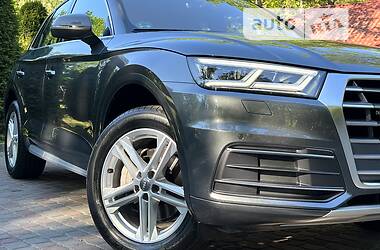 Внедорожник / Кроссовер Audi Q5 2017 в Дрогобыче