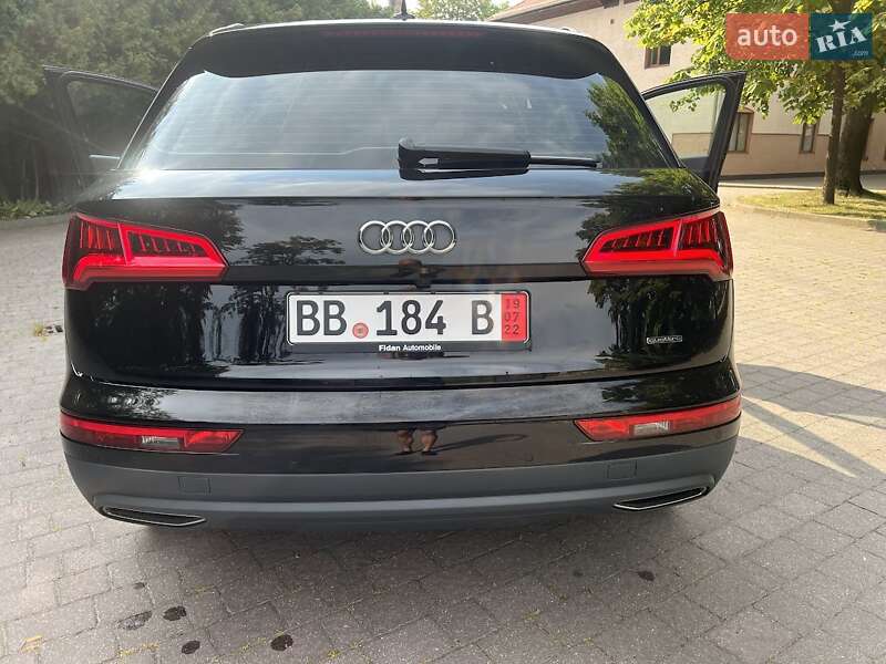 Внедорожник / Кроссовер Audi Q5 2019 в Ивано-Франковске