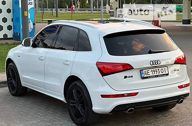 Внедорожник / Кроссовер Audi Q5 2016 в 