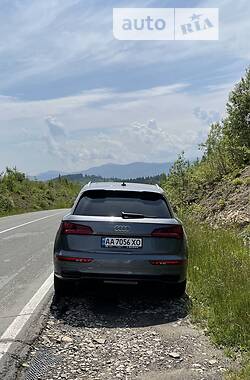 Внедорожник / Кроссовер Audi Q5 2018 в Киеве