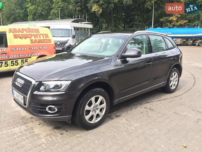 Внедорожник / Кроссовер Audi Q5 2011 в Киеве