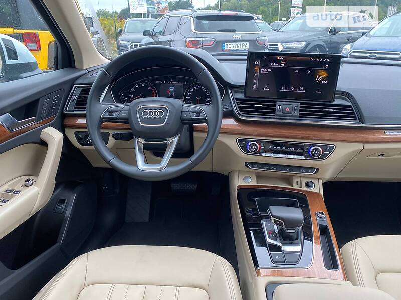 Позашляховик / Кросовер Audi Q5 2021 в Львові