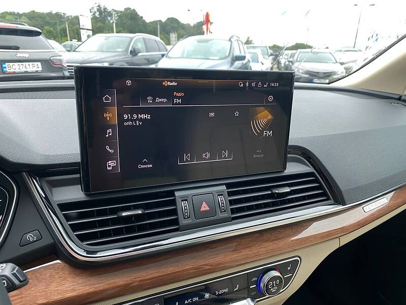 Позашляховик / Кросовер Audi Q5 2021 в Львові