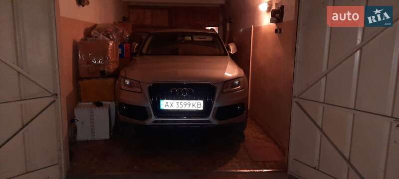 Внедорожник / Кроссовер Audi Q5 2013 в Харькове