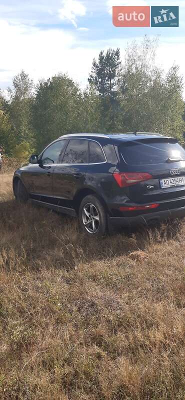 Внедорожник / Кроссовер Audi Q5 2012 в Ужгороде