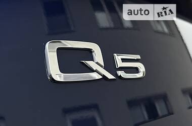 Внедорожник / Кроссовер Audi Q5 2021 в Луцке