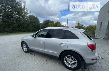 Позашляховик / Кросовер Audi Q5 2009 в Чорткові