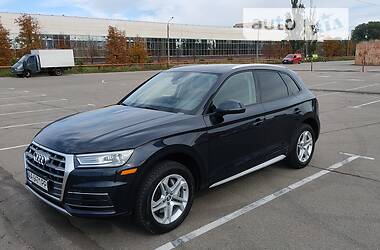 Позашляховик / Кросовер Audi Q5 2018 в Києві