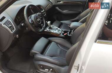 Внедорожник / Кроссовер Audi Q5 2015 в 