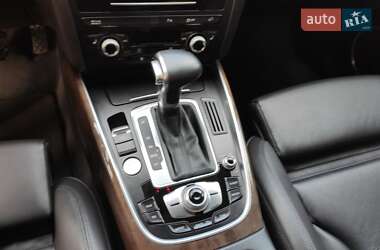 Внедорожник / Кроссовер Audi Q5 2015 в 