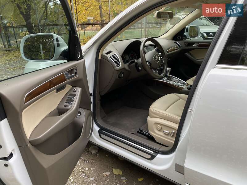Внедорожник / Кроссовер Audi Q5 2016 в Днепре