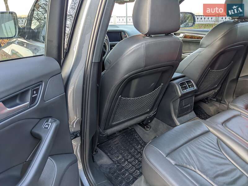 Внедорожник / Кроссовер Audi Q5 2015 в Киеве