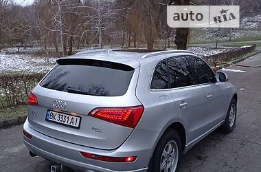 Позашляховик / Кросовер Audi Q5 2010 в Рівному