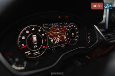 Внедорожник / Кроссовер Audi Q5 2018 в 