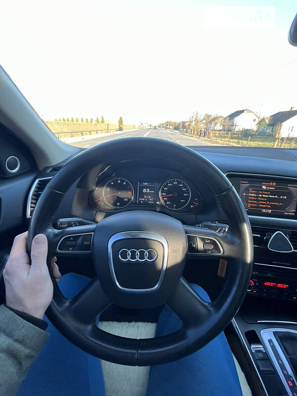 Внедорожник / Кроссовер Audi Q5 2010 в Калуше