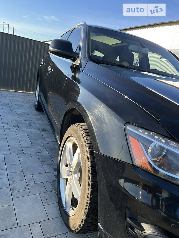 Внедорожник / Кроссовер Audi Q5 2010 в Калуше