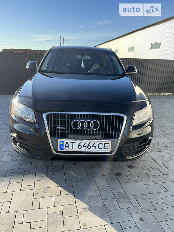 Внедорожник / Кроссовер Audi Q5 2010 в Калуше