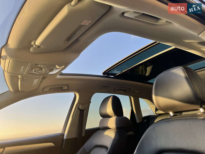 Внедорожник / Кроссовер Audi Q5 2015 в Черноморске