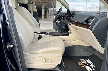 Внедорожник / Кроссовер Audi Q5 2019 в 