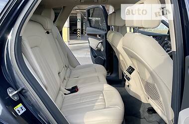 Внедорожник / Кроссовер Audi Q5 2019 в 
