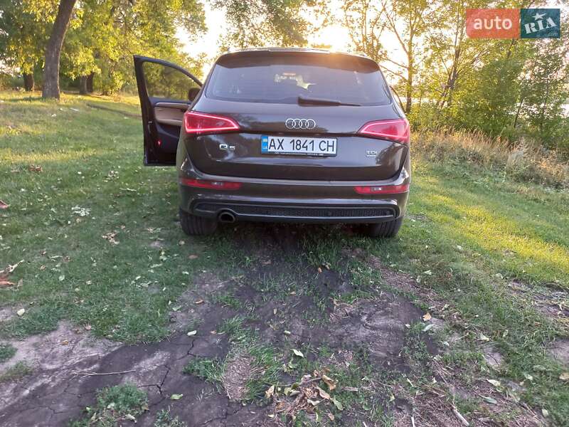 Внедорожник / Кроссовер Audi Q5 2012 в Лозовой