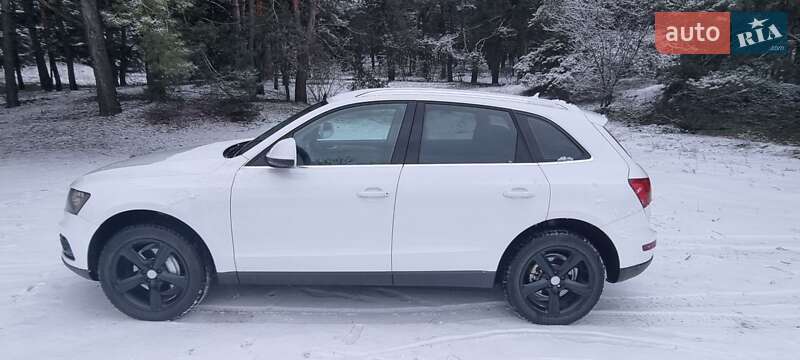 Внедорожник / Кроссовер Audi Q5 2012 в Черкассах