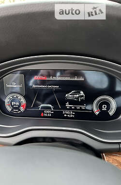 Позашляховик / Кросовер Audi Q5 2021 в 