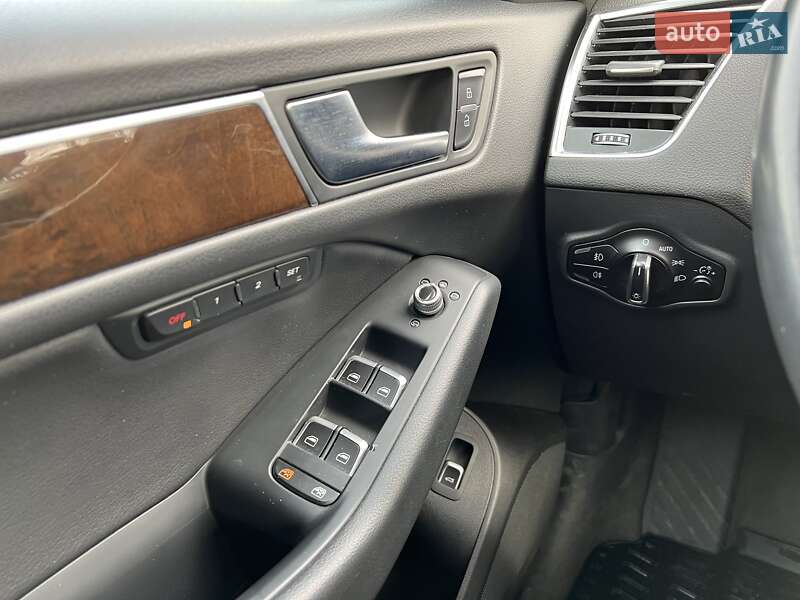 Позашляховик / Кросовер Audi Q5 2015 в Кам'янці