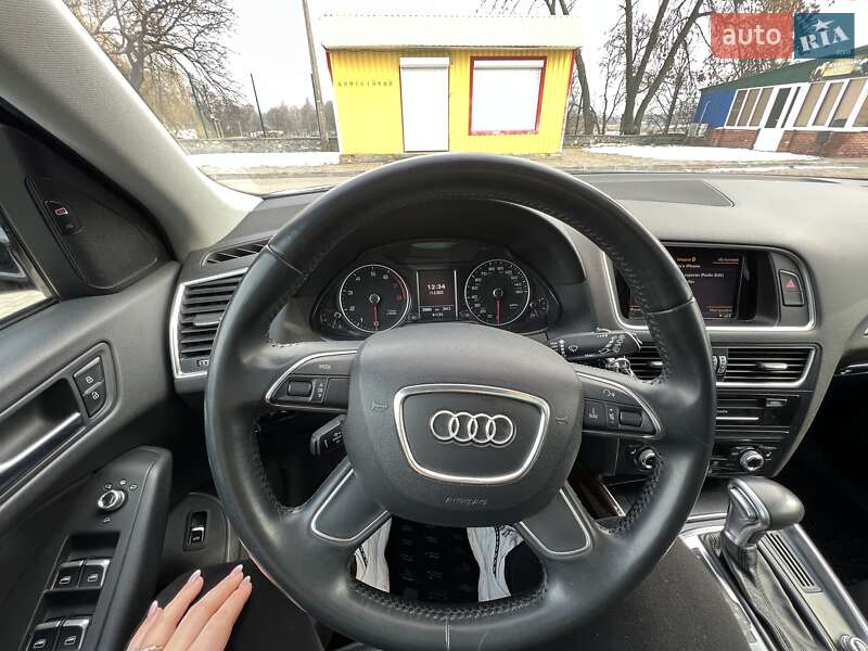 Позашляховик / Кросовер Audi Q5 2015 в Кам'янці