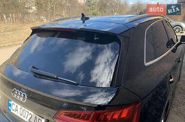 Внедорожник / Кроссовер Audi Q5 2018 в 