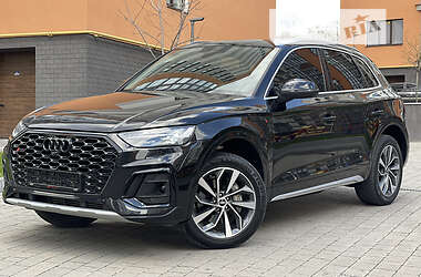 Внедорожник / Кроссовер Audi Q5 2020 в 
