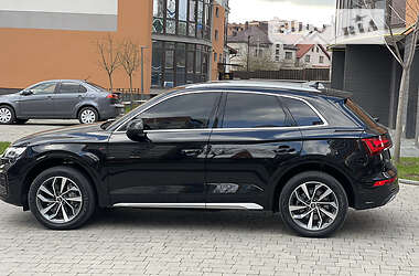 Внедорожник / Кроссовер Audi Q5 2020 в 