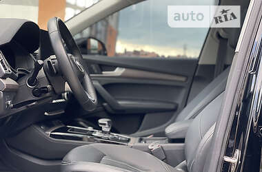 Внедорожник / Кроссовер Audi Q5 2020 в 