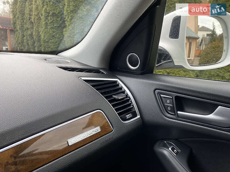 Внедорожник / Кроссовер Audi Q5 2015 в Днепре