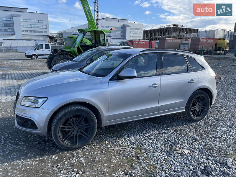 Внедорожник / Кроссовер Audi Q5 2015 в Черновцах