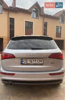 Внедорожник / Кроссовер Audi Q5 2015 в 