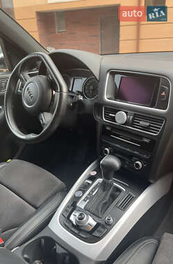 Внедорожник / Кроссовер Audi Q5 2015 в 