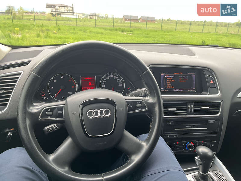 Позашляховик / Кросовер Audi Q5 2010 в Тячеві фото 8 Позашляховик / Кросовер Audi Q5 2010 в Тячеві
