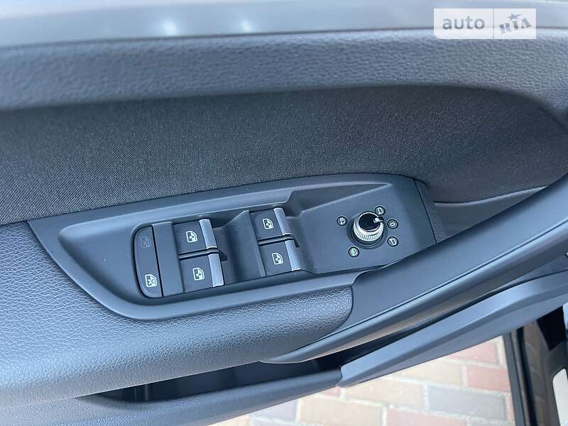 Позашляховик / Кросовер Audi Q5 2018 в Києві