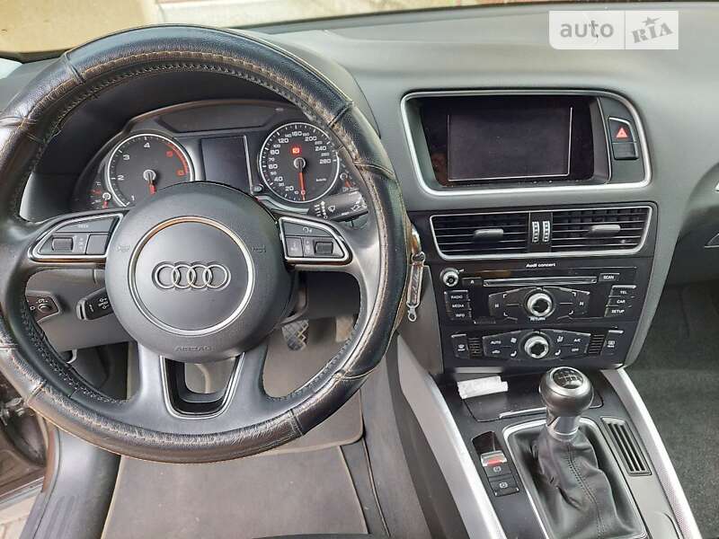 Внедорожник / Кроссовер Audi Q5 2015 в Львове